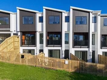 Modern Living Meets Coastal Lifestyle