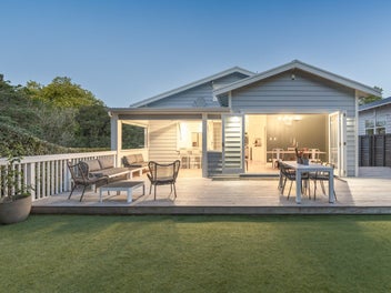 Short-notice Auction! Prime Grey Lynn living