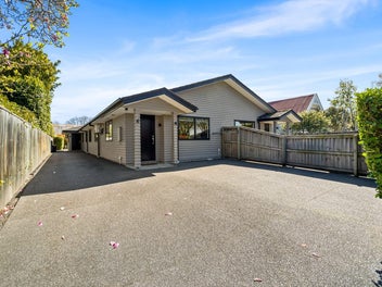 Diverse Income from Four Tenancies