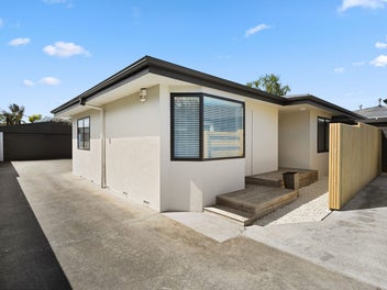 Double Glazed Family Home