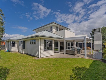 Prime One-Back Property with Views