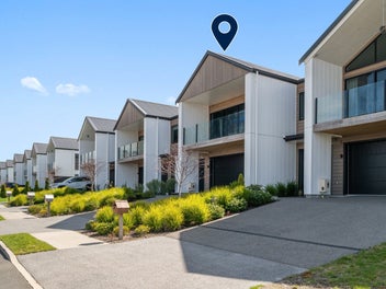 Classy living with the lake views to match