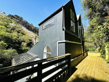 Aro Architectural Gem!