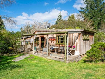 Off-grid Dream – Hidden Haven