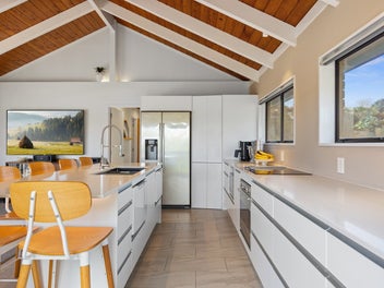 Motivated seller, bring all offers!