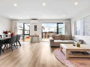 Stylish Living in the Heart of Hobsonville