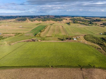 35 Hectares - Prime Flat Land