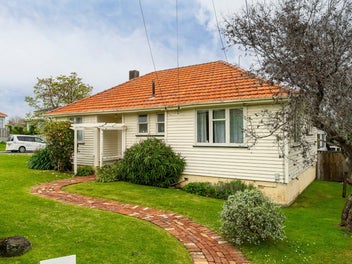 Simple Ease at City's Edge