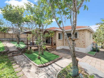 Perfect Big Family Home in Great Location