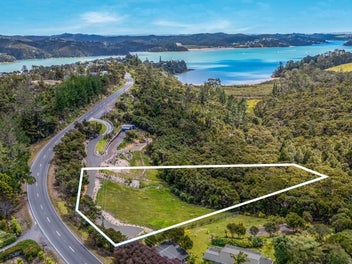 Build Your Dream Home in Russell