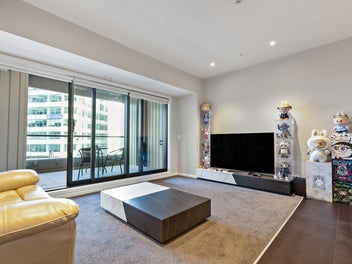 Stylish Inner with Harbour Lifestyle