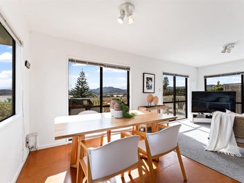 Entry-Level Kiwiana Charm, With Panoramic Views