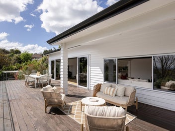 Modern Style, Classic Feel