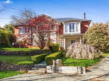 Four Bedrooms, 3 Bathrooms, Plus Sleepout!