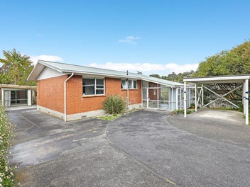 2 Homes 1 Title Rangitoto College Zone