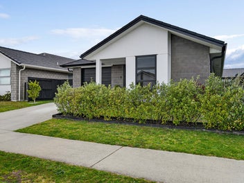 Bright, Modern & Move-In Ready!
