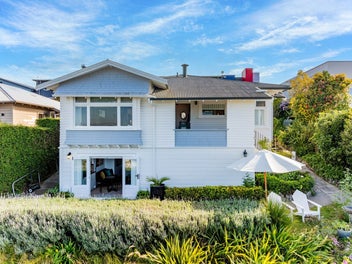 Elevated Elegance, Character with Studio & Views