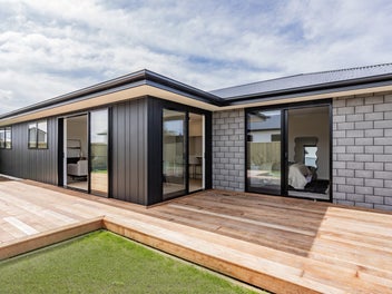 Escape to Easy Living in Greenstead, Lincoln