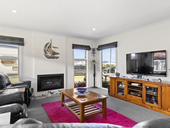 Vendors are downsizing