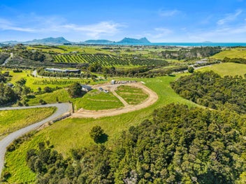 Building Site with Ocean Views!