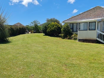 Cute and Comfortable 2 Bed Home