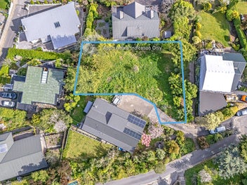 A rare canvas to build your dream hillside home.