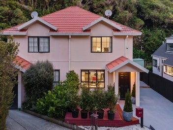 Sensational Townhouse|BEO $520K