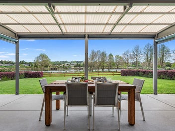 Reserve-Side Living, Lakefront Views