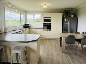 7 Acres, Endless Possibilities