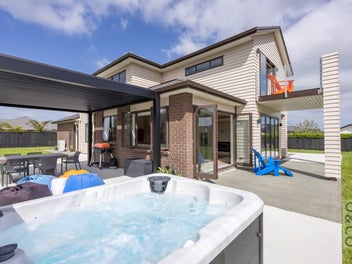 Spacious Inside & Out on Private 1500m2 Section