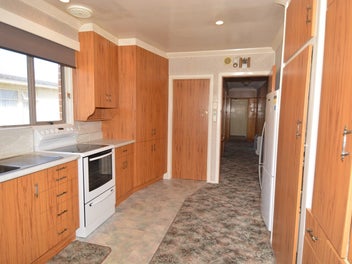 Appealing Looks And Location!