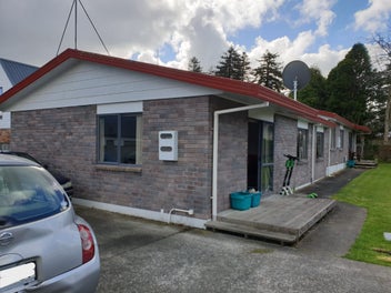 Image 1 of 7