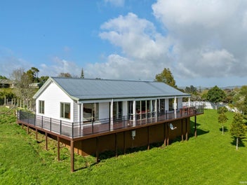 A LIFESTYLE TO TREASURE