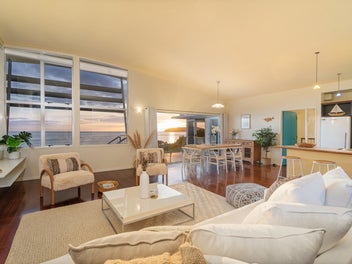 Rare Tairua beachfront - ready for summer