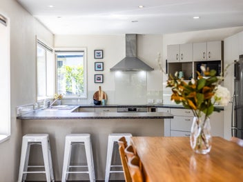 Private living, perfect location
