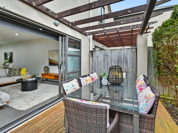 On the market and ready to sell!