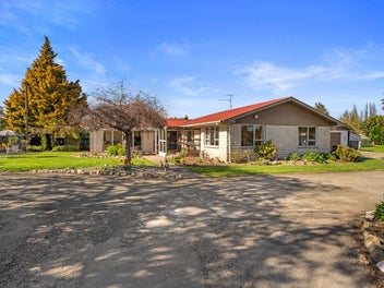 Location, Lifestyle & Opportunity All In One