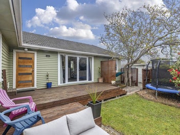 Sunny, Stylish & Perfect for First Home Buyers