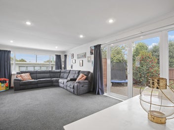 Charming, Warm & Wonderfully Located