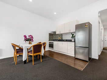 Affordable K Road Pad with Carpark - Urgent Sale
