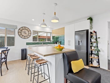 Sunny Bethlehem Living in a Sought-After Location