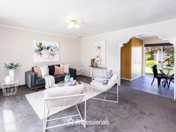 Sunny, Spacious & Super Convenient