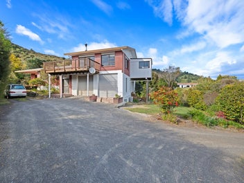 Waikawa Wonder: Privacy Meets Views