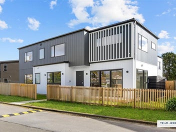 Spacious, Corner Site, Macleans Zone