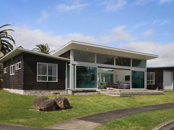 LET THE FUN BEGIN - YOU GOTTA SEE THIS ONE