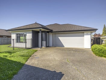 Four-bedroom home in a popular location
