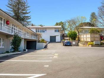 Rare Opportunity in Central Auckland Location