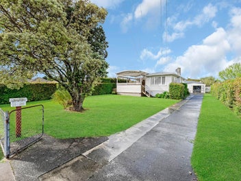 Flat 812sqm with Development and H&I Potential