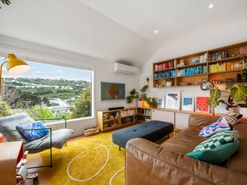 SUNNY, STYLISH STARTER WITH VIEWS