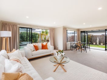 Sunny, stylish, and ready to move in!